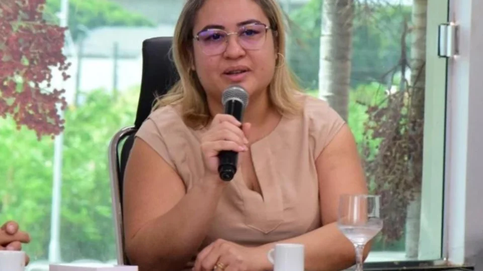 Cecília Lorenzon retorna ao comando da Sesau