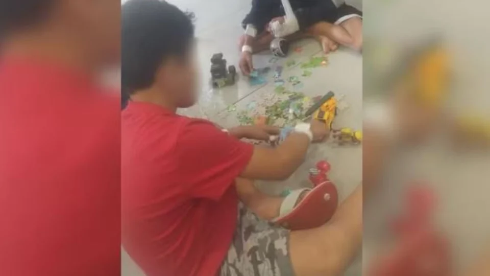 Menino de 5 anos tem órgão genital decepado pelo padrasto