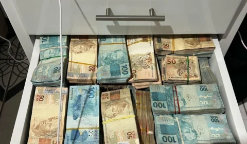 Avião e R$ 1 milhão são apreendidos no Amazonas; nove vão presos