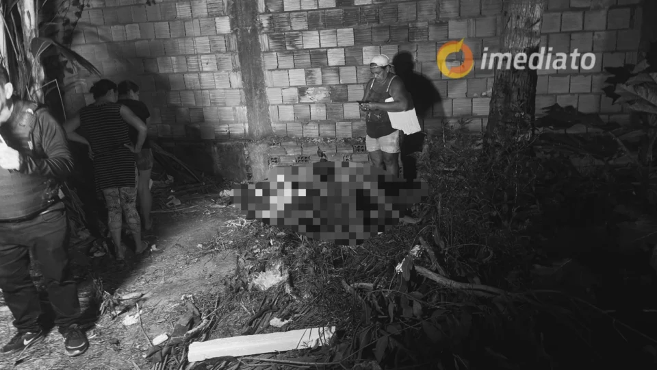 Dupla é torturada pelo tribunal do crime e tem braços quebrados no bairro Mundo Novo