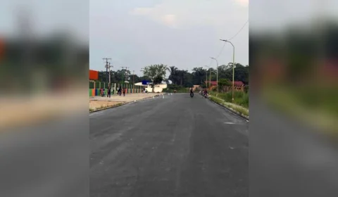 Governo do Amazonas pavimenta ruas do sistema viário de Manicoré