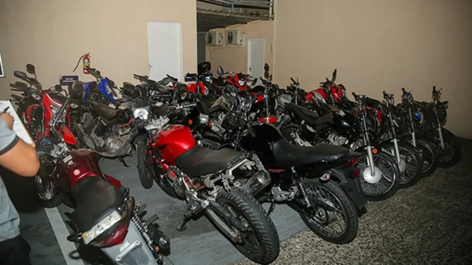 Detran-AM e PC-AM deflagram operação para desarticular suposta quadrilha envolvida em roubo de veículos e ‘rolezinhos’