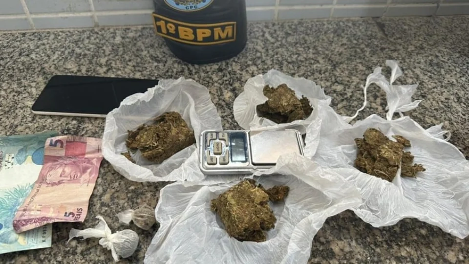 Homem é preso com drogas em Boa Vista