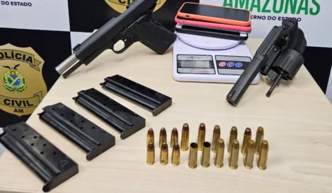 Foragido a Justiça por homicídio é preso em posse de armas de fogo e munições