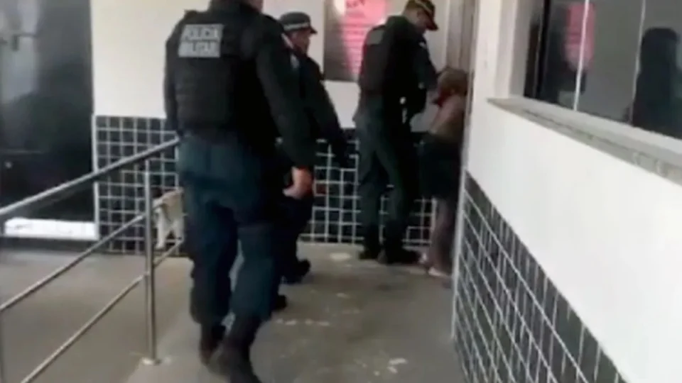 Suspeito de invadir casa e estuprar adolescente é preso 