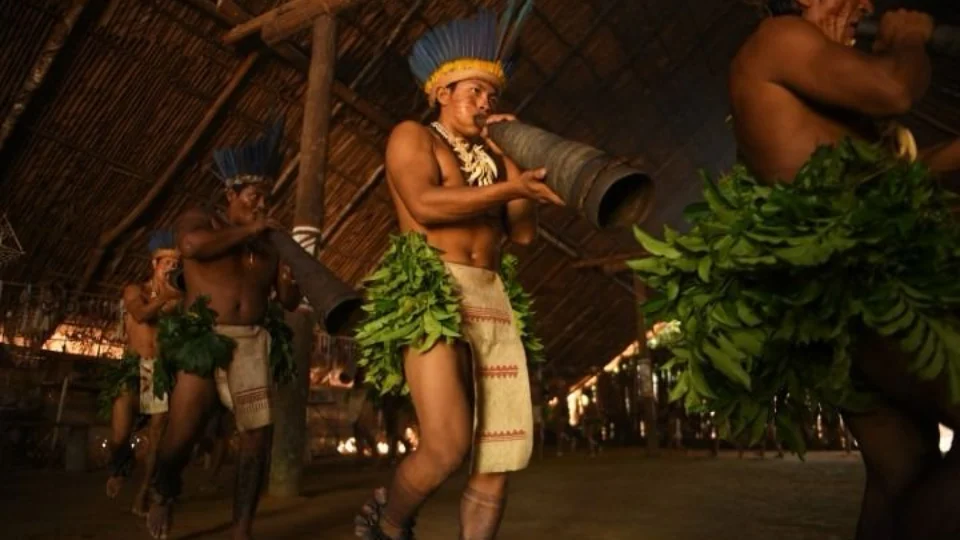 Comunidades indígenas no Amazonas oferecem experiência turística única