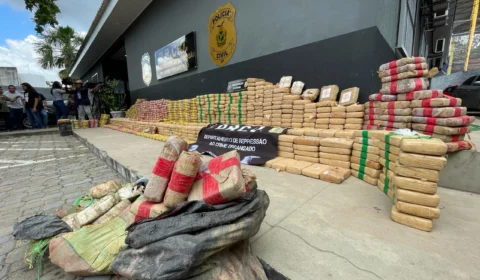 Polícia Civil do AM apreende cerca de uma tonelada de drogas no rio Solimões, avaliada em R$ 9,5 milhões