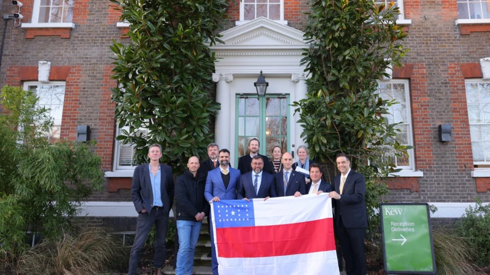 Em Londres, Wilson Lima busca parceria com iniciativa criada por Rei Charles 3º para investir em projetos sustentáveis no Amazonas