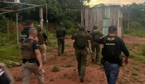 Polícia prende quinto envolvido na morte de padrasto e enteada de 5 anos no AM