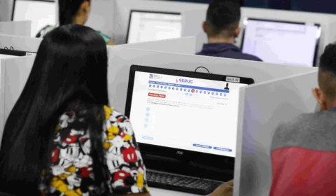 Secretaria de Educação inicia aplicação do primeiro Provão Eletrônico de 2024 em Manaus