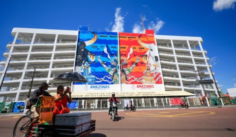 Governo do Estado lança concurso para novo mural da fachada do Bumbódromo de Parintins