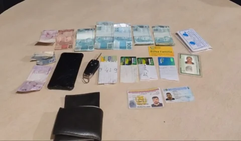 Agiota é preso com cartões e senha na Grande Circular e tenta suborna PMs com R$ 500 reais
