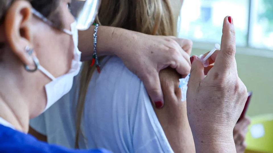 Vacinação contra a influenza acontece até quinta-feira em Manaus