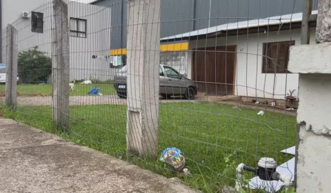 Adolescente de 12 anos é morto a tiros dentro de casa