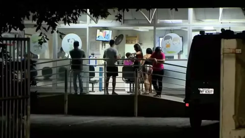 Aluna de 11 anos é esfaqueada dentro de escola por colega de sala