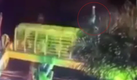 VEJA VÍDEO: ‘gaiola’ de brinquedo se abre e adolescente é arremessada em parque