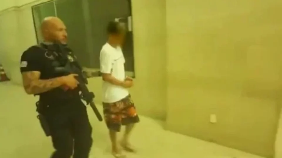 Homem sequestra namorada adolescente e pede R$ 750 por resgate