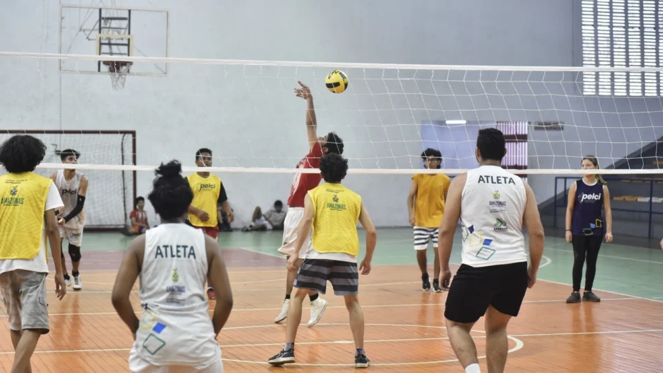 Programa Pelci oferta vagas para atividades esportivas em núcleos de Manaus