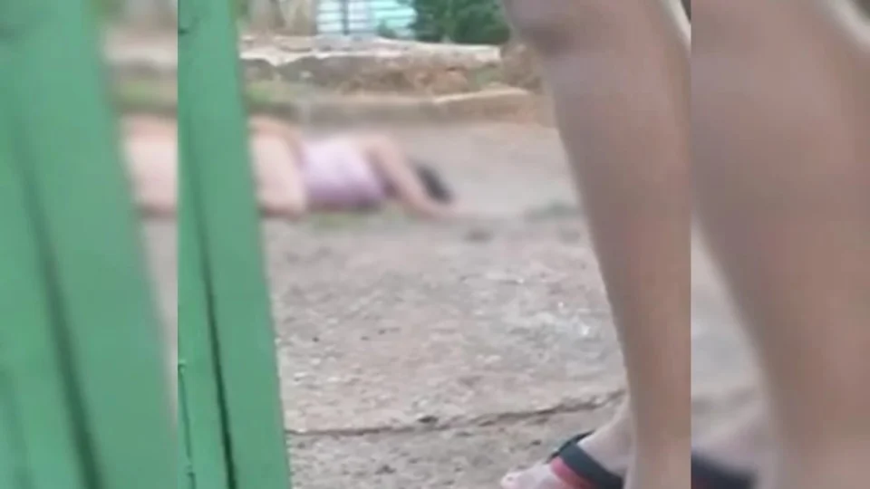 Veja Vídeo: agressor é preso após espancar e arrastar mulher pelo asfalto