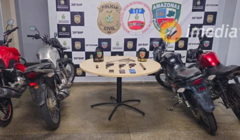 Polícia apreende 3 armas de fogo, drogas e 4 motos roubadas no Valparaiso