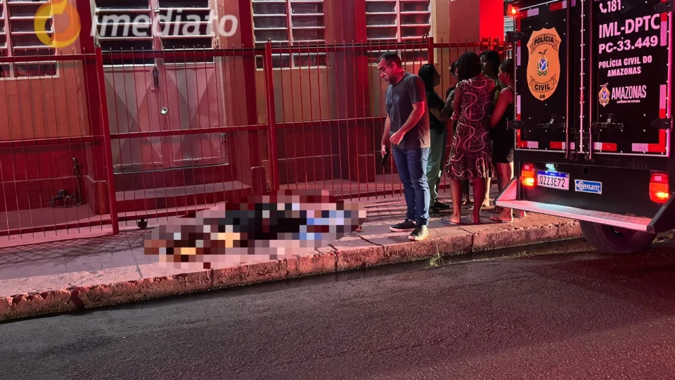 Homem é assassinado com várias facadas no Mutirão