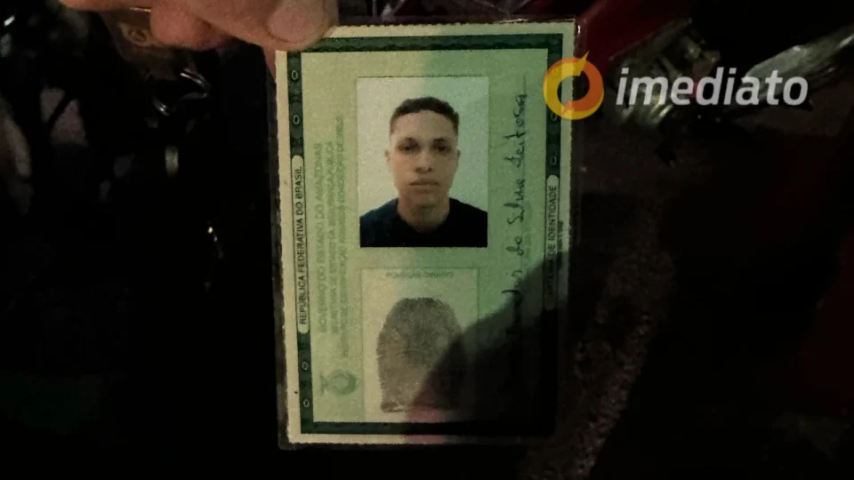 Jovem morre após grave colisão entre moto e carro no bairro Ribeiro Júnior