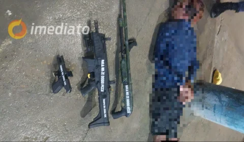 Força Tática prende casal com armamento de guerra no Jorge Teixeira