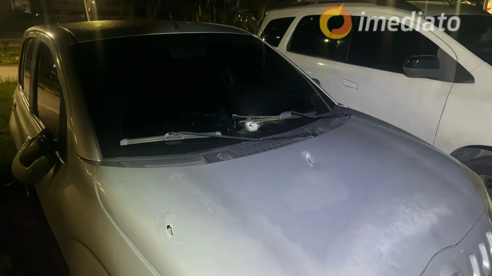 Troca de tiros entre polícia e criminosos termina com dois baleados e um preso na Compensa