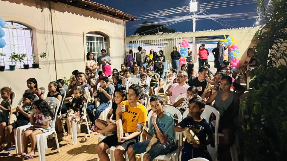 Projeto Social “Cinema no Bairro” completa 39 edições no bairro Senador Hélio Campos