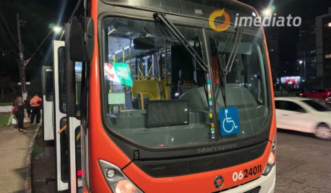 Bandido causa o terror durante assalto ao ônibus da linha 002 em Manaus