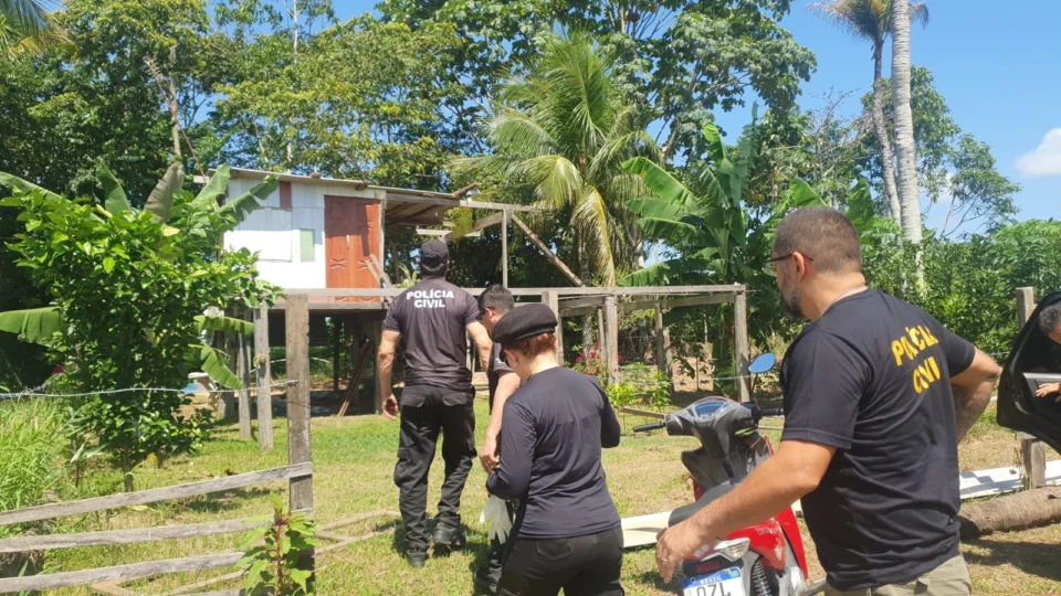 Trio é preso por roubo de R$ 17 mil de comerciante no Amazonas