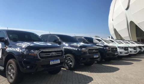 Wilson Lima entrega novos veículos e equipamentos para unidades da UEA na capital e interior