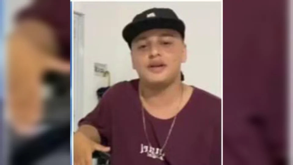 Jovem morre em acidente de moto uma semana após comemorar compra do veículo