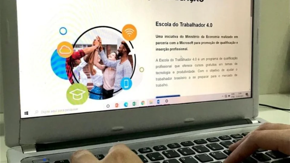 Sine Amazonas divulga 40 vagas para o curso de qualificação em Libras