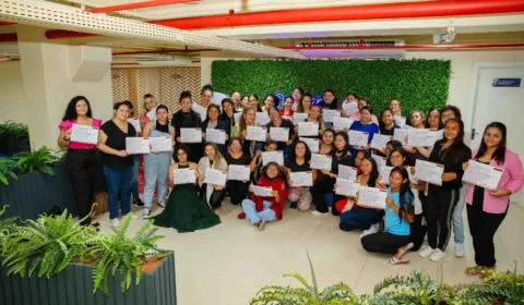 Detran-AM qualifica 42 mulheres no curso de mecânica básica