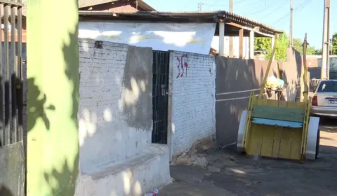 Mulher marca encontro pela internet e é encontrada morta dentro de caixa d’água