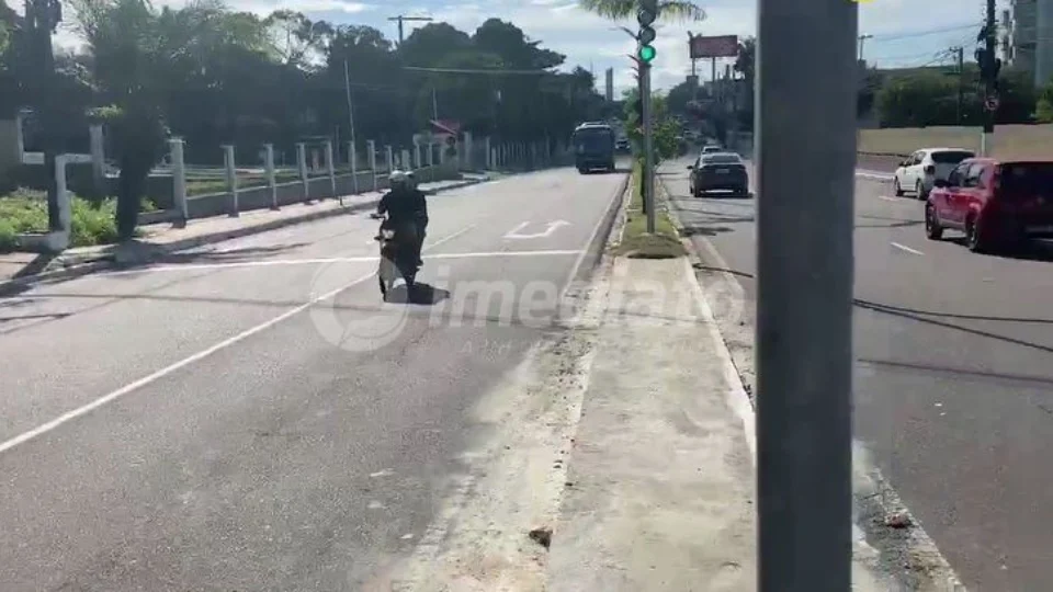 Após denúncia, Prefeitura de Manaus fecha retorno na Av. Coronel Teixeira