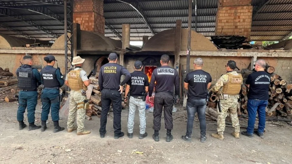 FICCO/RR incinera 1.400kg de drogas após apreensões recentes