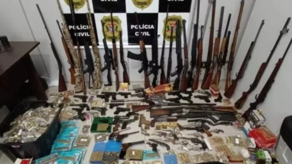 Suspeito de matar garota de programa é preso; várias armas foram apreendidas