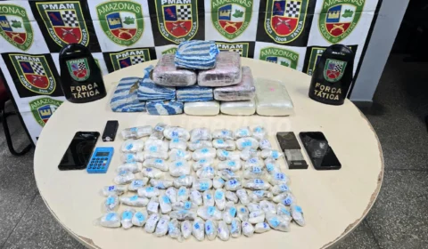 Força tática desmancha laboratório de drogas no bairro Tancredo Neves em Manaus