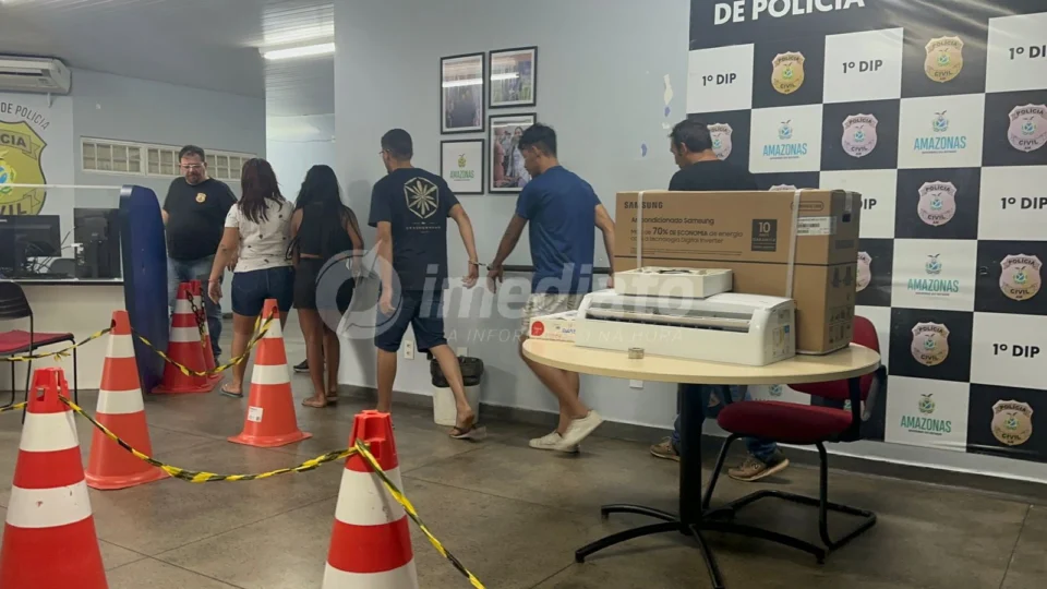 Quadrilha é detida após furto em loja de eletrônicos no Centro de Manaus