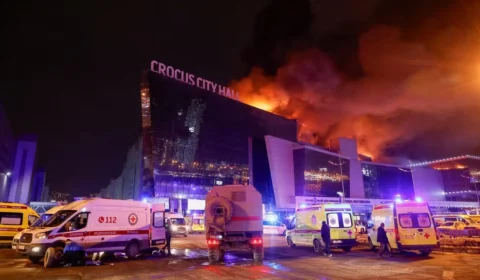 Rússia prende suspeitos de ataque com 115 mortos e afirma que eles tinham contatos na Ucrânia