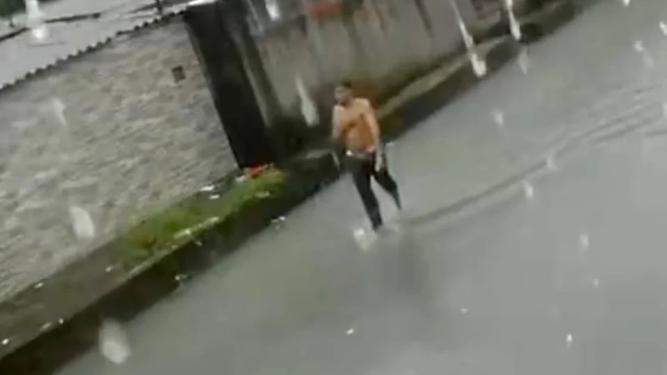 VEJA: Homem morre com facada no peito no Mundo Novo