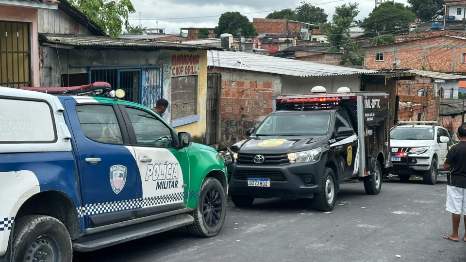 Homem de 60 anos é encontrado morto com marcas de terçadadas na cabeça no bairro Zumbi