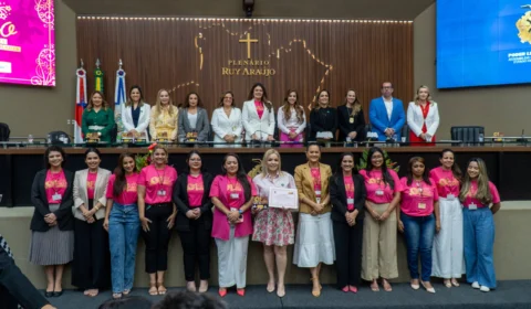 Débora Menezes destaca trabalho realizado pela Procuradoria da Mulher na Aleam