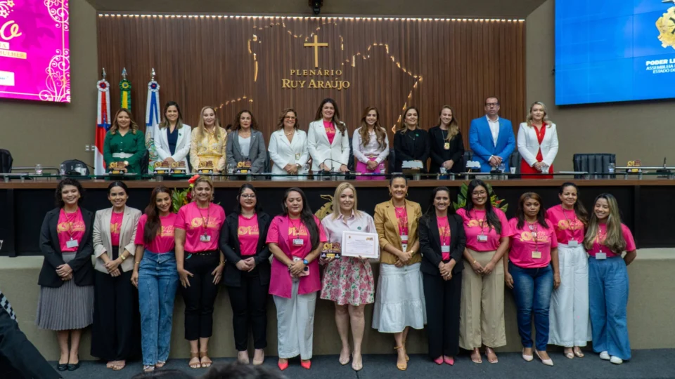 Débora Menezes destaca trabalho realizado pela Procuradoria da Mulher na Aleam