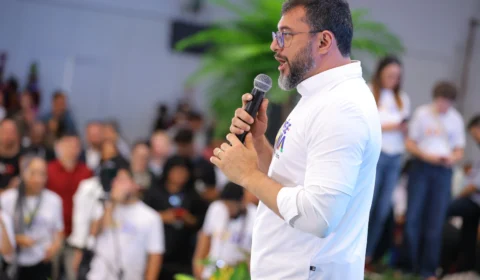 Wilson Lima destaca projetos para elevar qualidade da educação no Amazonas