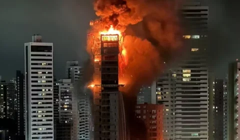 Curto-circuito pode ter causado incêndio em prédio em construção no Recife