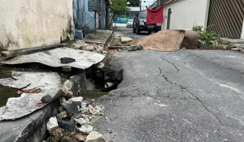 Moradores da rua 31 de março, no Japiim, denunciam negligência com infraestrutura