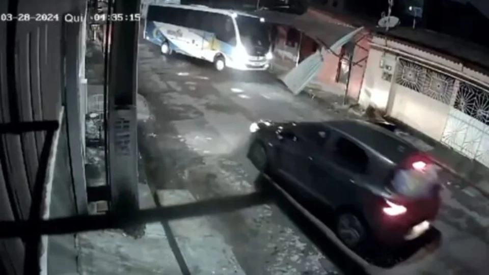 Motorista de rota foge de tentativa de assalto em Manaus